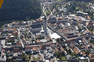 Luftaufnahme des Hauptplatzes in Judenburg