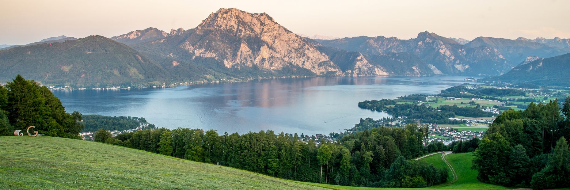 Blick über Gmundnerberg Traunsee